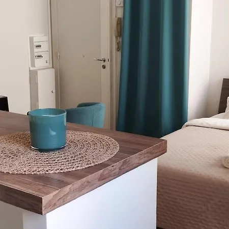 公寓 Un Ete A Cannes, Cosy A 10' De La Croisette 戛纳