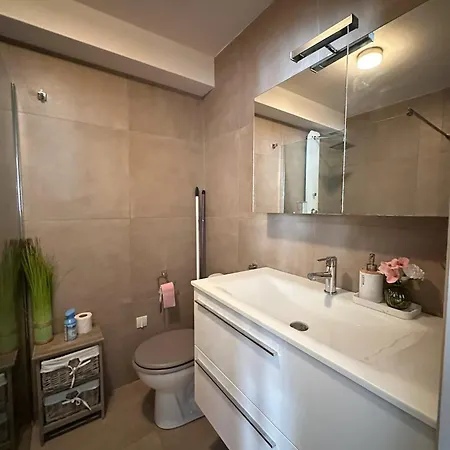 Un Ete A Cannes, Cosy A 10' De La Croisette * 戛纳